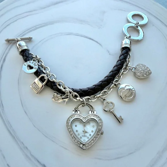 Silver-Tone Rhinestone Heart Quartz Watch Charm Bracelet ~ Needs New Battery - Picture 2 of 7